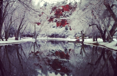 lake-snow-and-ice